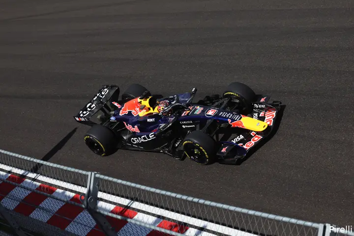 max-verstappen-red-bull-racing-hongarije-22-friday-budapest-2026