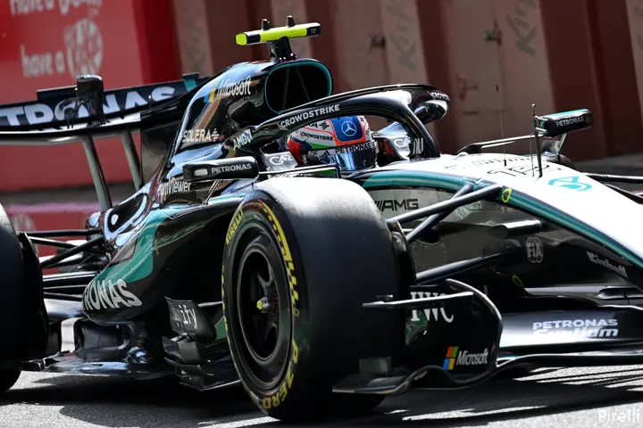 pirelli-mercedes-andrea-kimi-antonelli-gp-groot-brittannie-2026-vrijdag