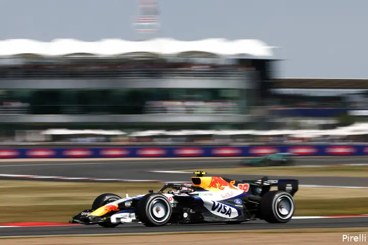 pirelli-visa-cash-app-racing-bulls-liam-lawson-gp-groot-brittannie-2026-vrijdag
