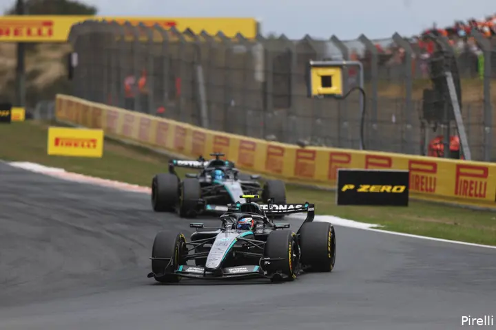 andrea-kimi-antonelli-george-russell-mercedes-gp-nederland-2026-zondag