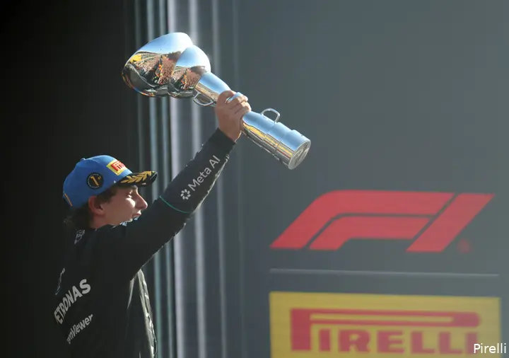 kimi-antonelli-mercedes-podium-win-italië-44-sunday-monza-2026