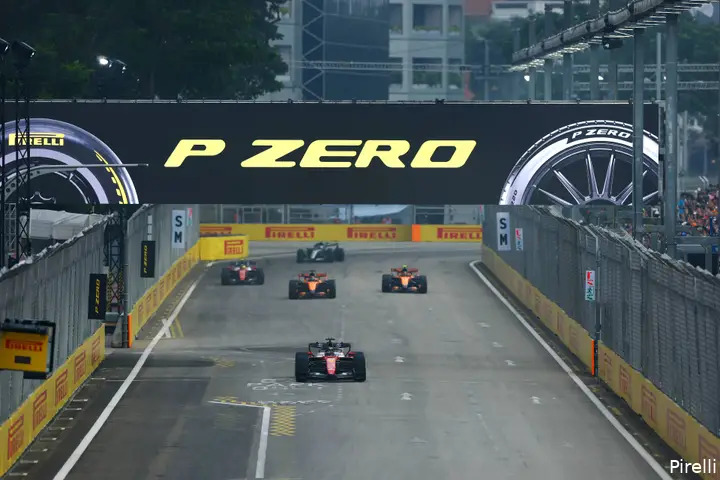 max-verstappen-red-bull-racing-gp-singapore-2026-zaterdag-oscar-piastri-lando-norris-lewis-hamilton-charles-leclerc-ferrari
