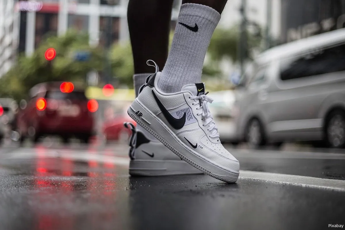 230625sneakerpixabay