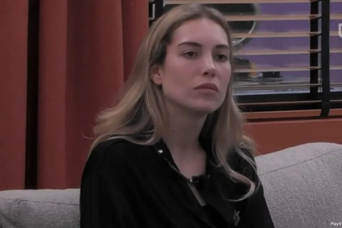 230718charlottedenamurbigbrotherplay4