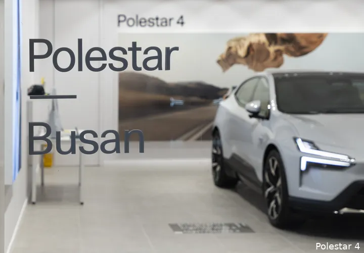 688908 20250216 polestar 4