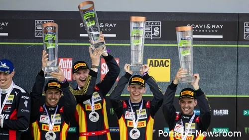 loek hartog nurburgring podium 2025