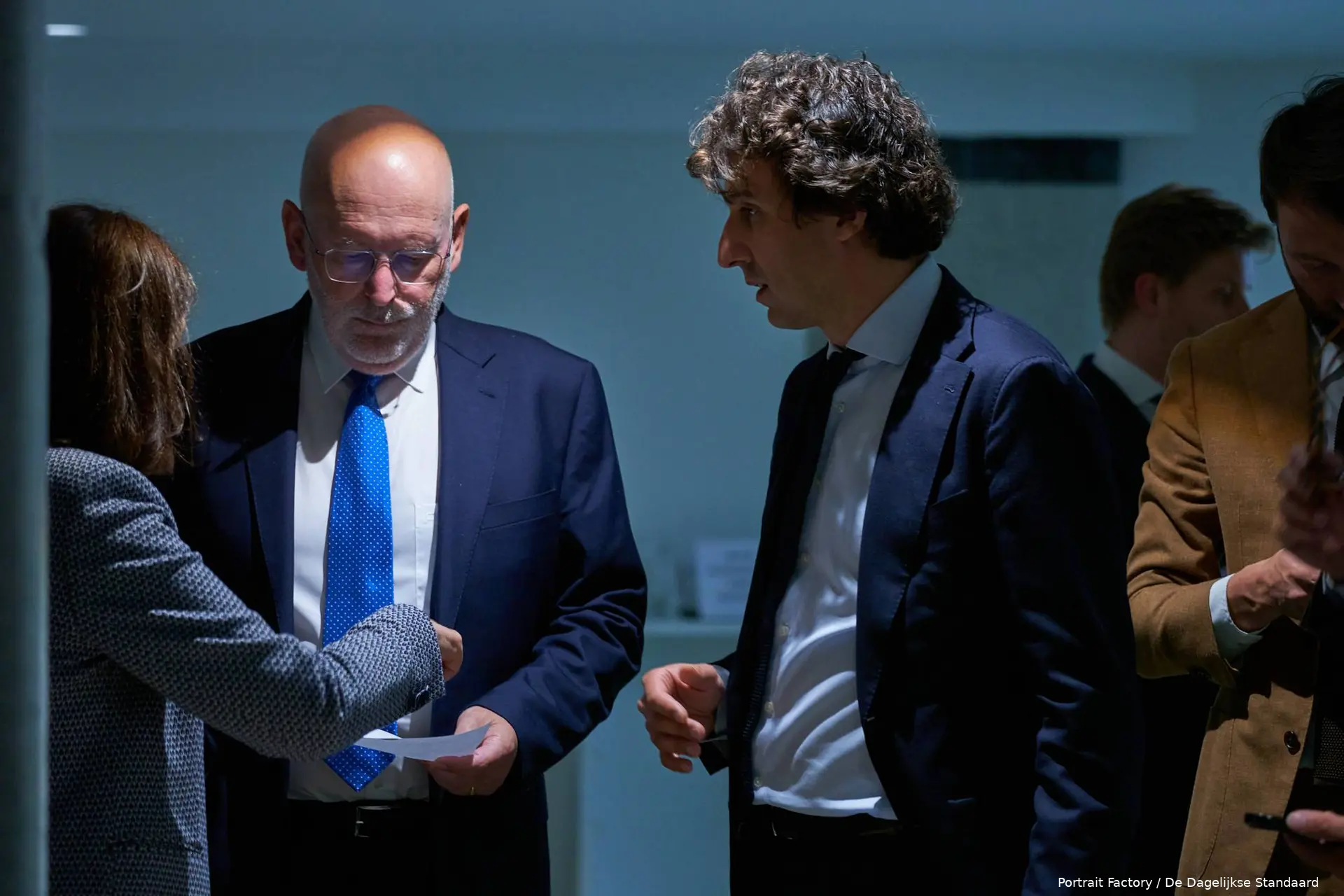 dds tweede kamer gevallen kabinet64 1