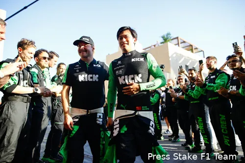 bottas zhou sauber abu dhabi