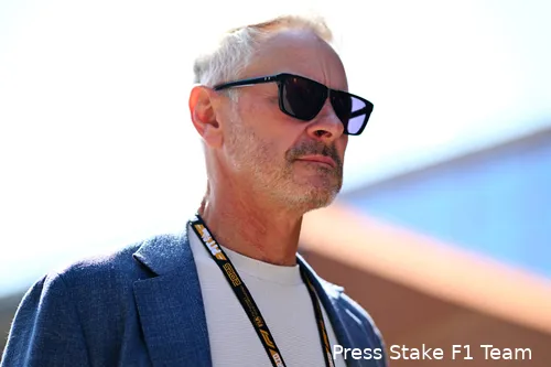 <i>Jonathan Wheatley, vroeger de scherpe strateeg van Red Bull, hier gefocust tijdens een raceweekend van Sauber.</i>