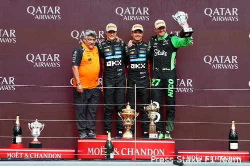 nico hulkenberg stake sauber mclaren oscar piastri lando norris gp groot brittannie 2025 podium