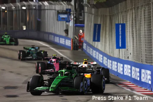gabriel-bortoleto-lance-stroll-aston-martin-franco-colapinto-alpine-yuki-tsunoda-red-bull-racing-nico-hulkenberg-sauber-singapore-zondag-2025