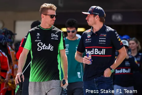 max-verstappen-red-bull-racing-nico-hülkenberg-sauber-mexico-zondag-2025