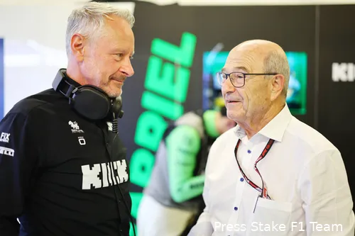 stake-sauber-jonathan-wheatley-gp-abu-dhabi-2025-zaterdag