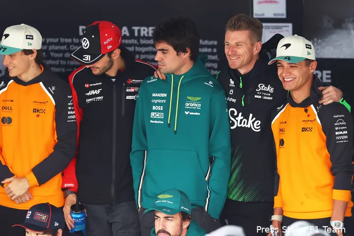 nico-hülkenberg-sauber-lando-norris-mclaren-oscar-piastri-lance-stroll-aston-martin-esteban-ocon-haas-sao-paolo-brazilie-zondag-2025
