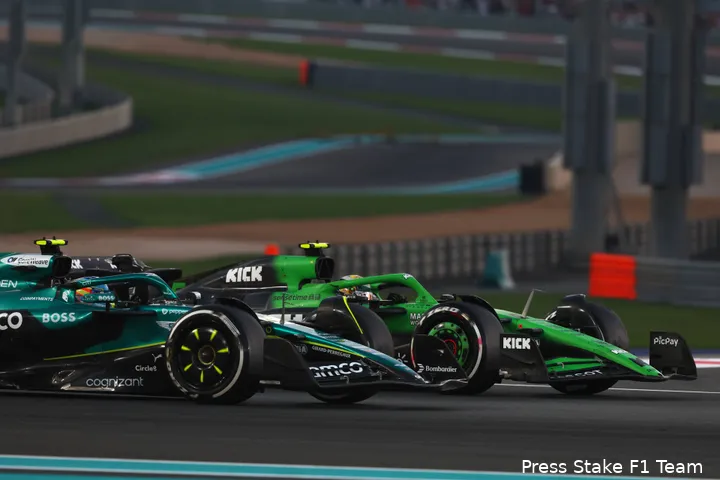 gabriel-bortoleto-stake-sauber-gp-abu-dhabi-2025-zondag-fernando-alonso-aston-martin