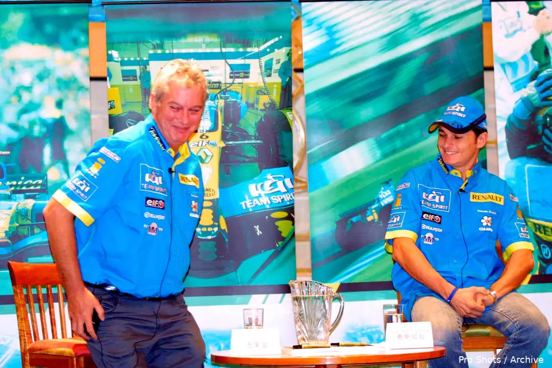 pat-symonds-giancarlo-fisichella-renault-2005