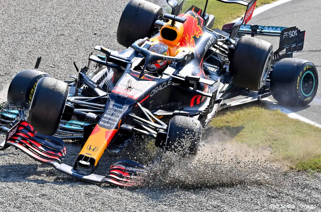 Verstappen en Hamilton kwamen allebei niet ongeschonden door 2021.