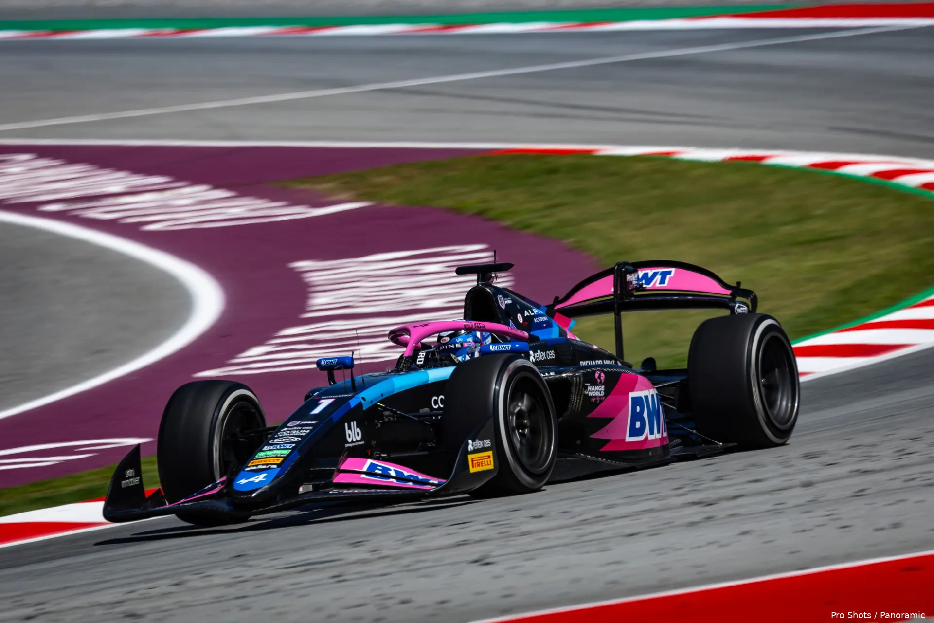 victor martins alpine spanje formule2