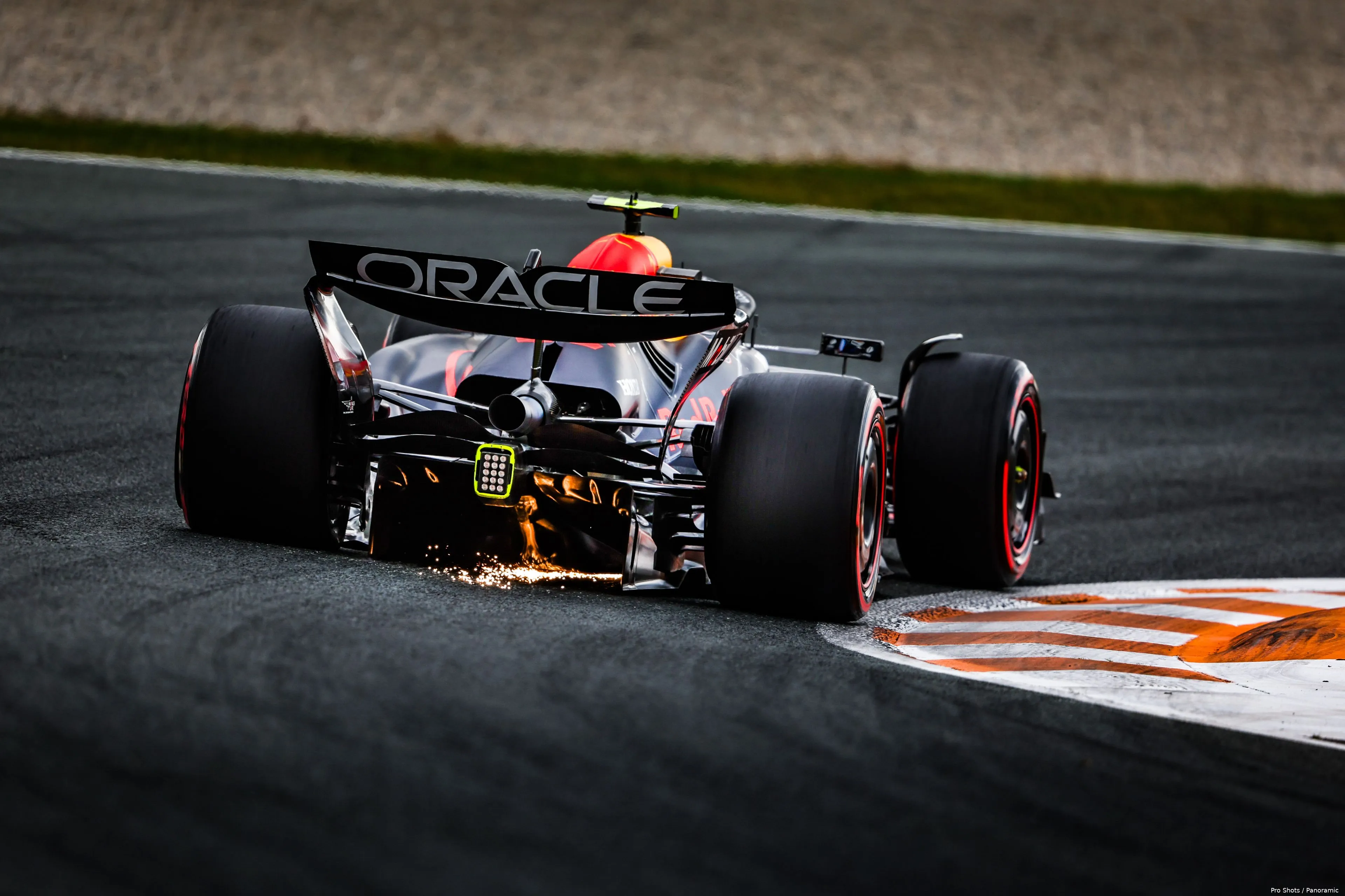 rb20 sergio perez 2024 red bull racing mooi 1 vloer 1