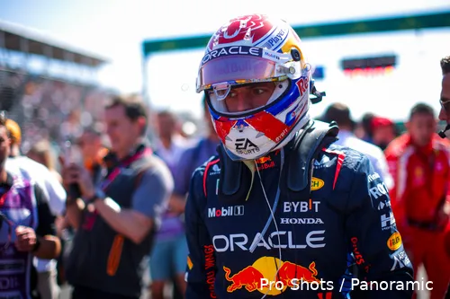 max verstappen 2024 australie helm