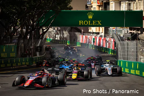 Verschoor vindt dat emotie erbij hoort en dat de coureurs daarvoor niet bestraft moeten worden.