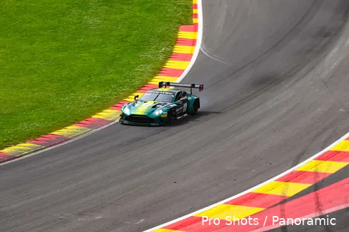 copyright proshots 25630117