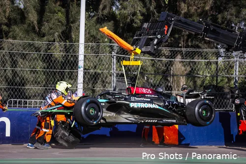 crash george russell mercedes mexico 13