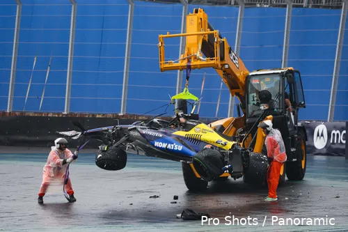 alexander albon crash brazilie williams 12
