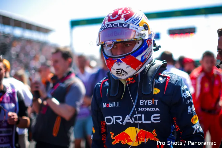 max verstappen 2024 australie helm