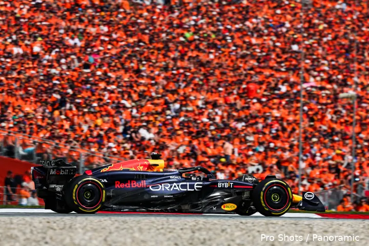 max verstappen oranje fans oostenrijk 2024 3
