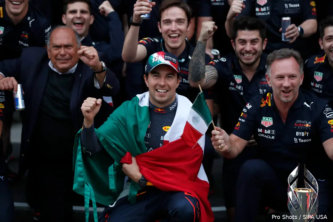 antonio perez garibay sergio perez christian horner 2022
