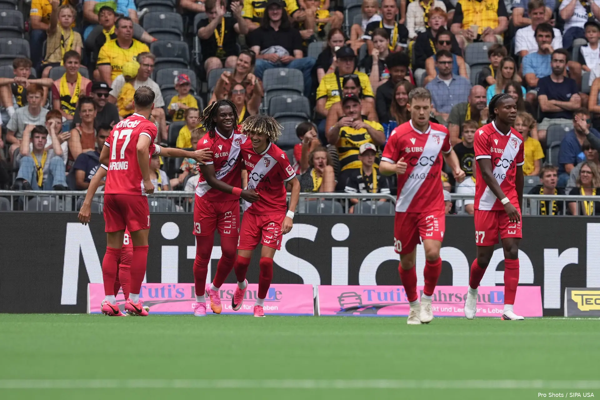 Ajax Showtime FC Sion