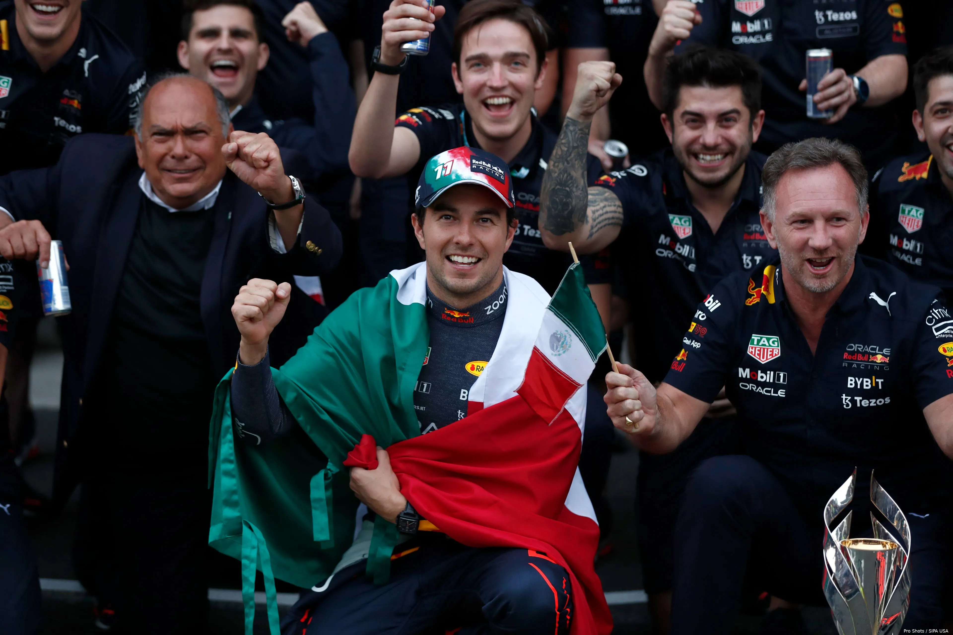 antonio perez garibay sergio perez christian horner 2022