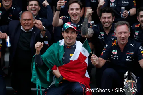 antonio perez garibay sergio perez christian horner 2022
