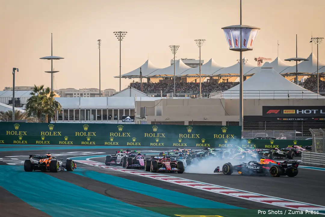 start abu dhabi oscar piastri 2024 max verstappen carlos sainz
