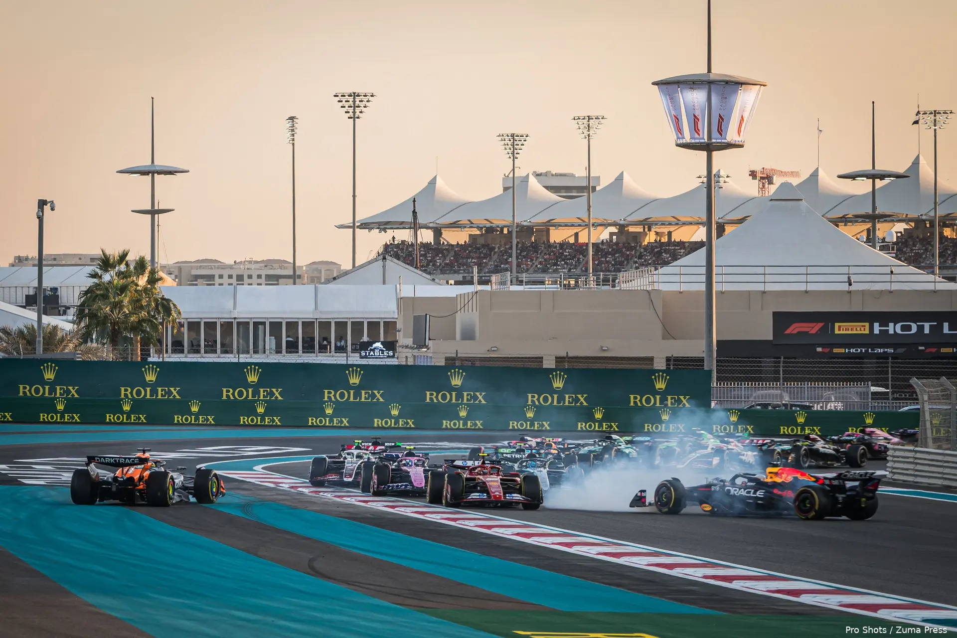 start abu dhabi oscar piastri 2024 max verstappen carlos sainz