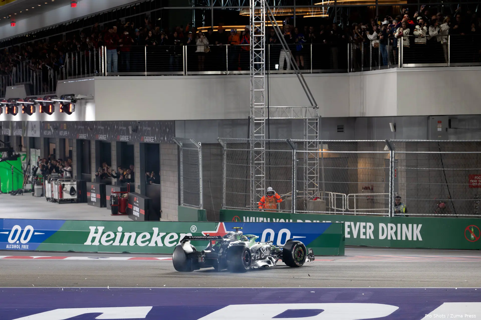 start-las-vegas-gabriel-bortoleto-crash