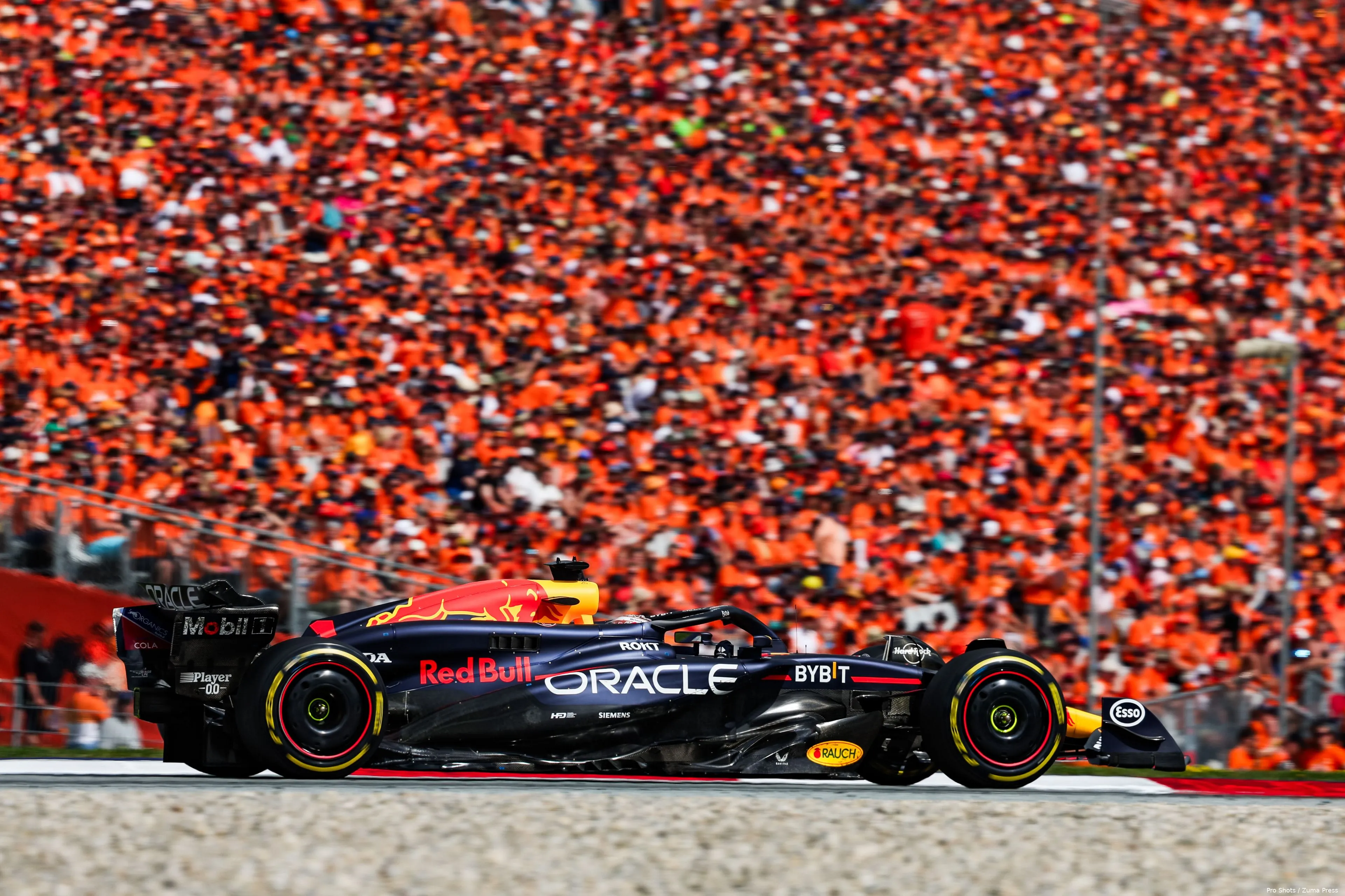 max verstappen oranje fans oostenrijk 2024