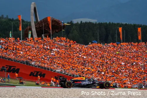 <i>Max Verstappen had in Oostenrijk geen gebrek aan steun.</i>