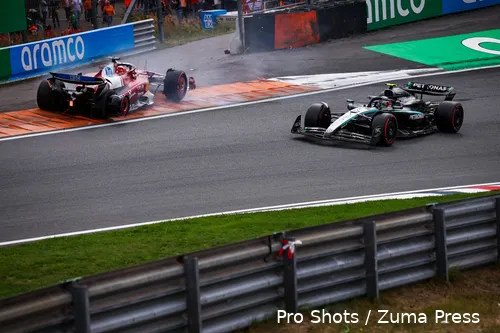 ferrari-charles-leclerc-crash-nederland-zandvoort-1-kimi-antonelli-1