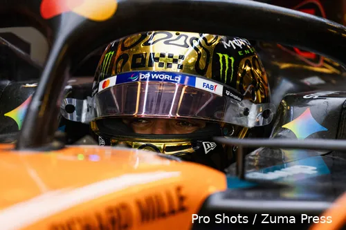 helm-wereldkampioen-goud-lando-norris-2