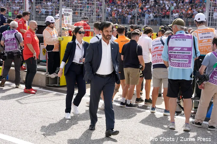 <i>Ben Sulayem is als FIA-president nadrukkelijk aanwezig.</i>