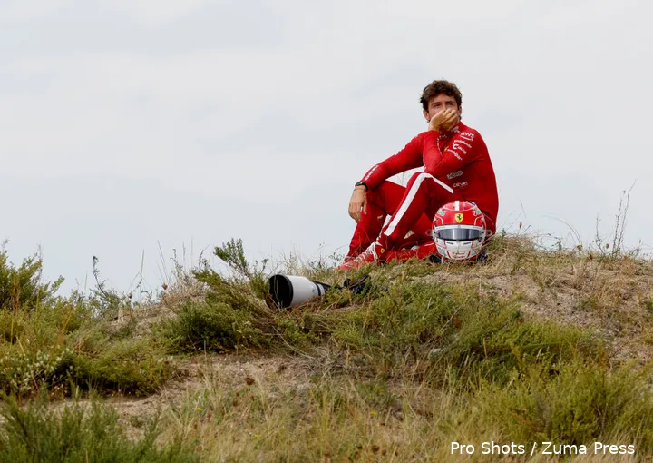 ferrari-charles-leclerc-crash-nederland-zandvoort-13