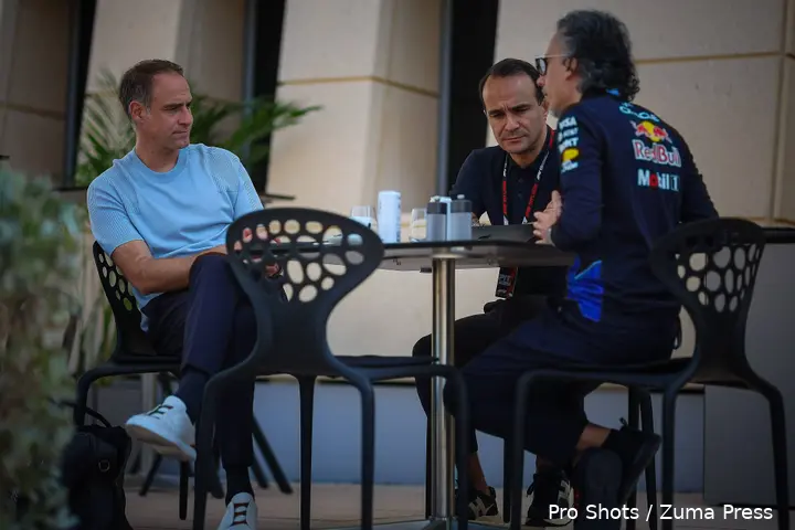 laurent-mekies-ahmet-mercan-oliver-mintzlaff-red-bull-racing-silverstone-2026