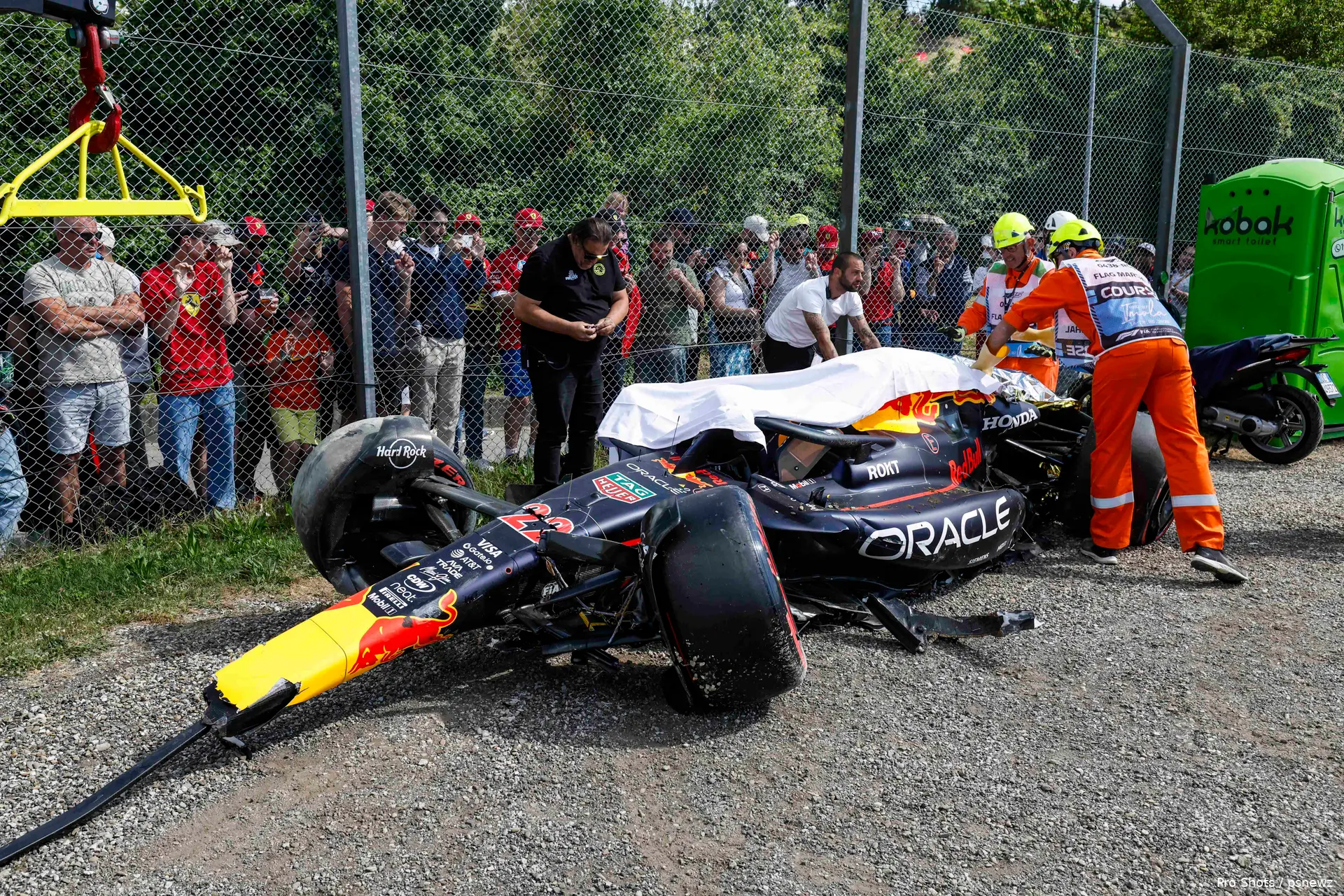 yuki tsunoda crash rb21 imola 2025 1