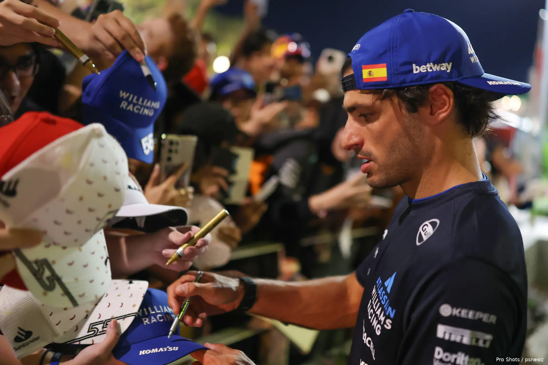 carlos-sainz-singapore-vt2-2025-williams