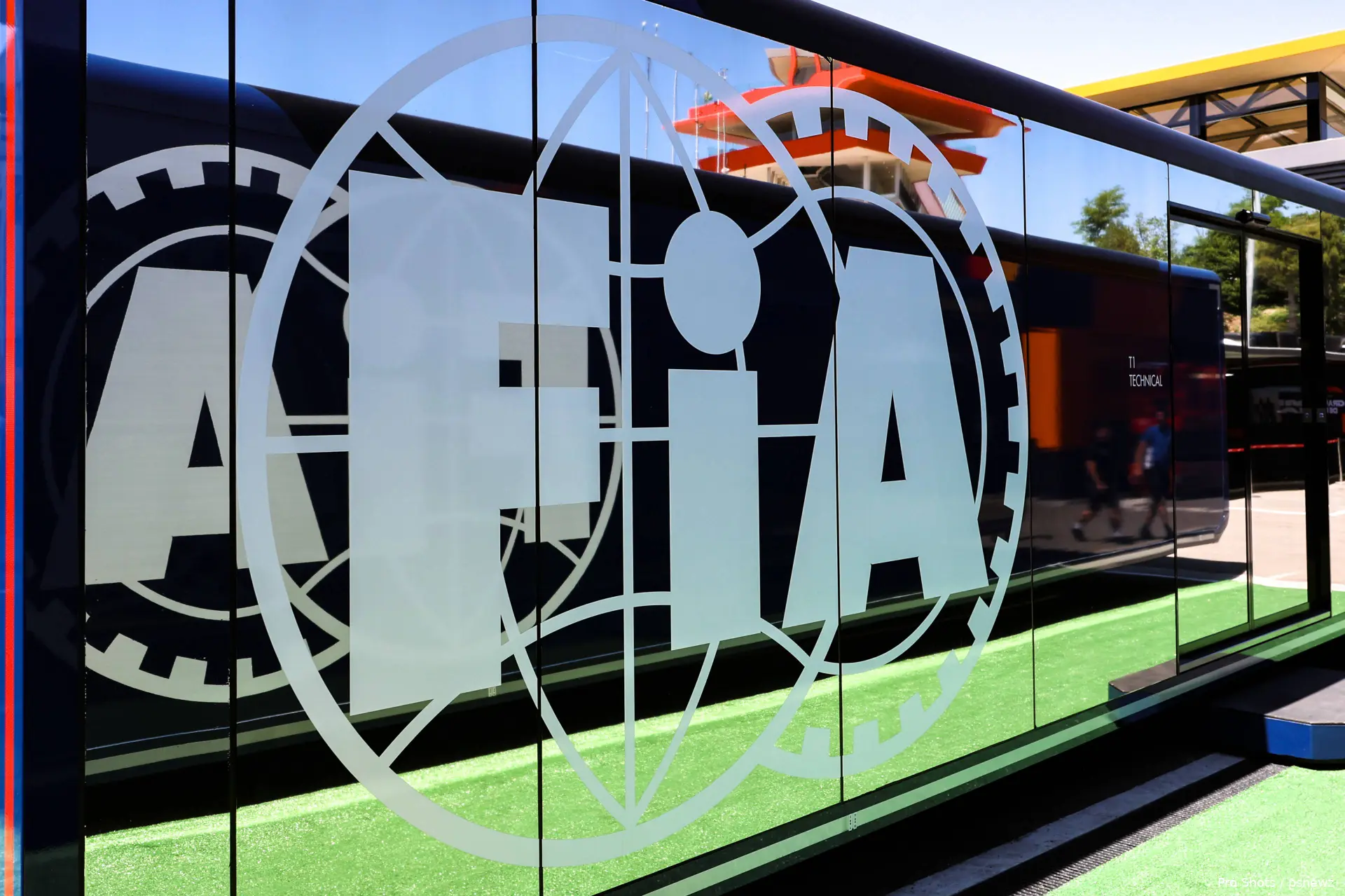 fia-logo-12