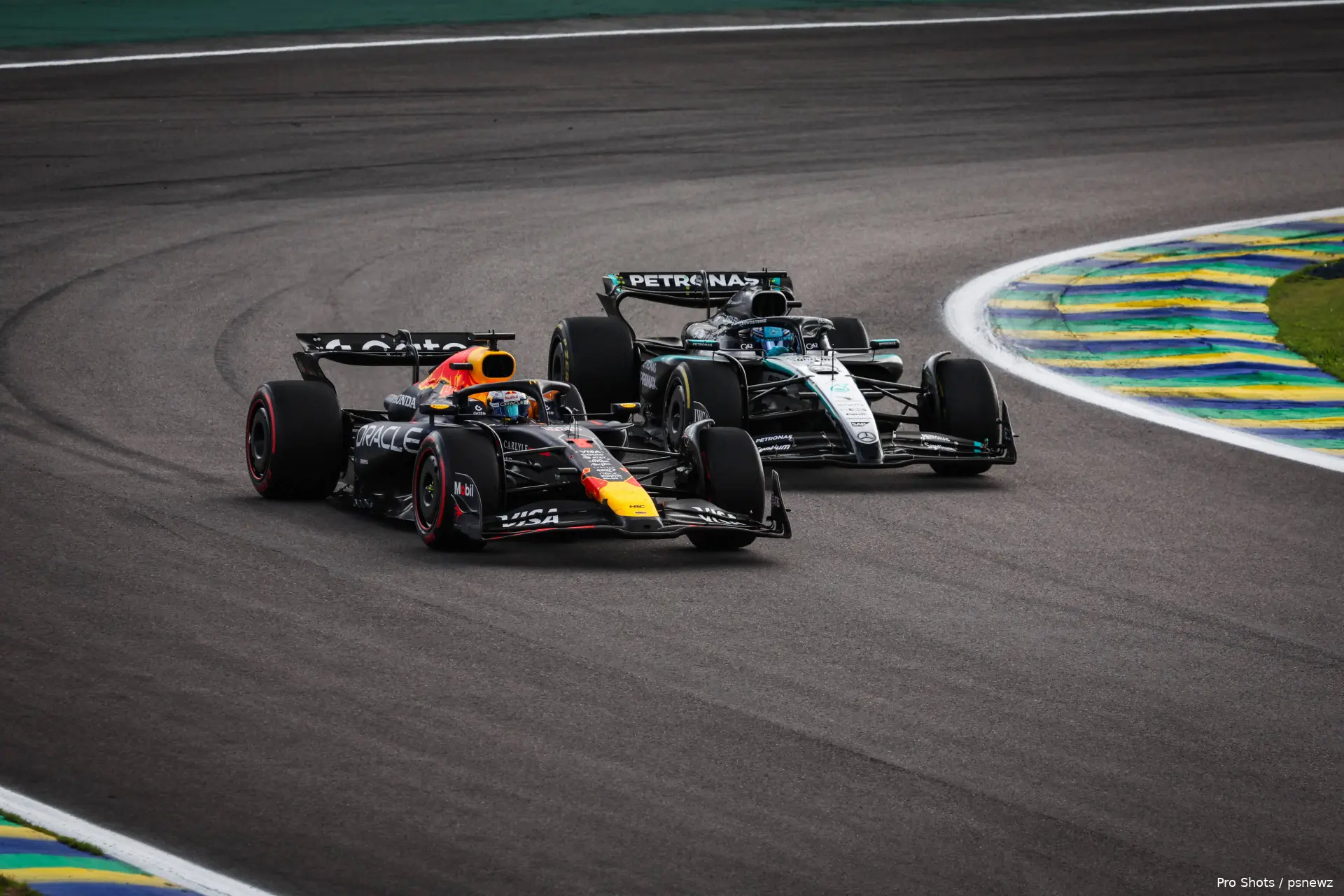george-russell-max-verstappen-mercedes-red-bull-racing-brazilië-são-paulo-2025