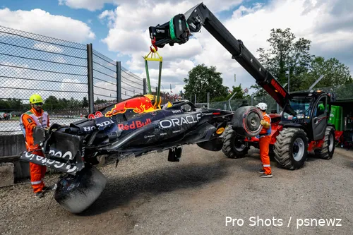 yuki tsunoda crash rb21 imola 2025 15