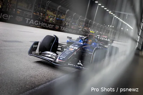 carlos-sainz-singapore-vt2-2025-williams